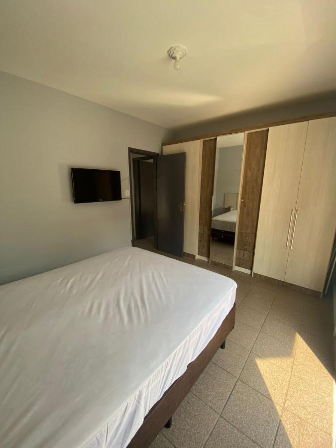 Apartamento Com Estacionamento, Wi-Fi, Ar Condicionado A 300 Metros Da Praia Da Enseada No Guaruja. Екстериор снимка