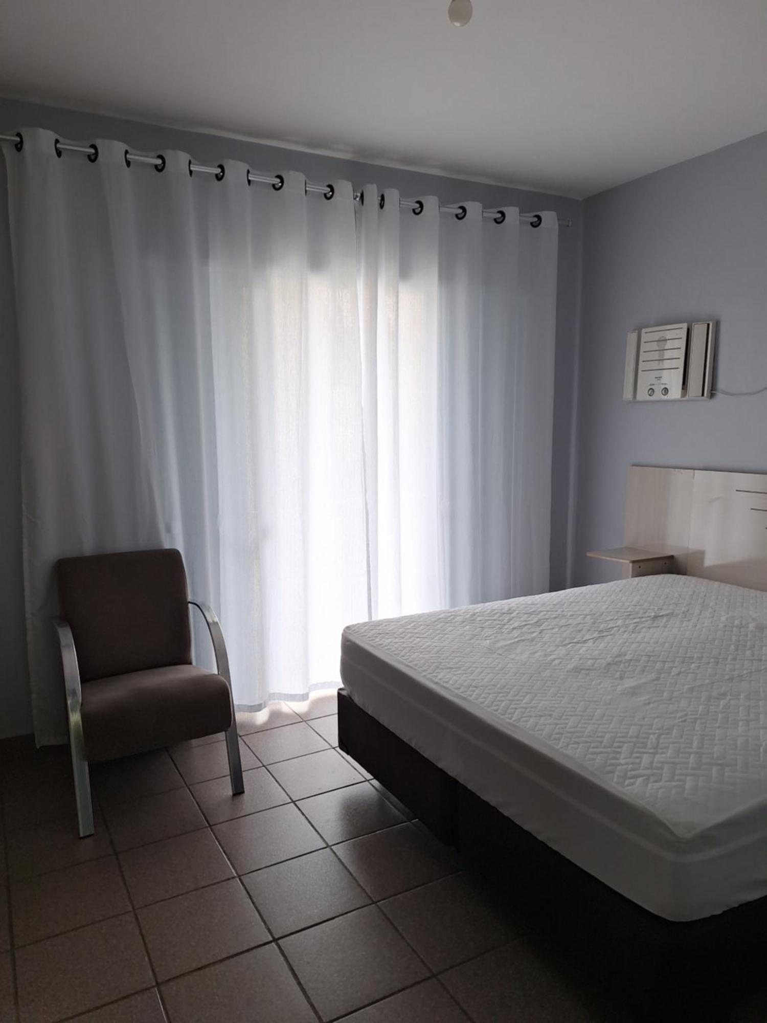 Apartamento Com Estacionamento, Wi-Fi, Ar Condicionado A 300 Metros Da Praia Da Enseada No Guaruja. Стая снимка